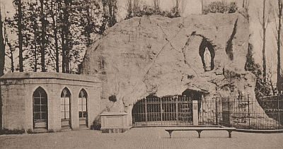 Lourdesgrot in Katwijk rond 1920.