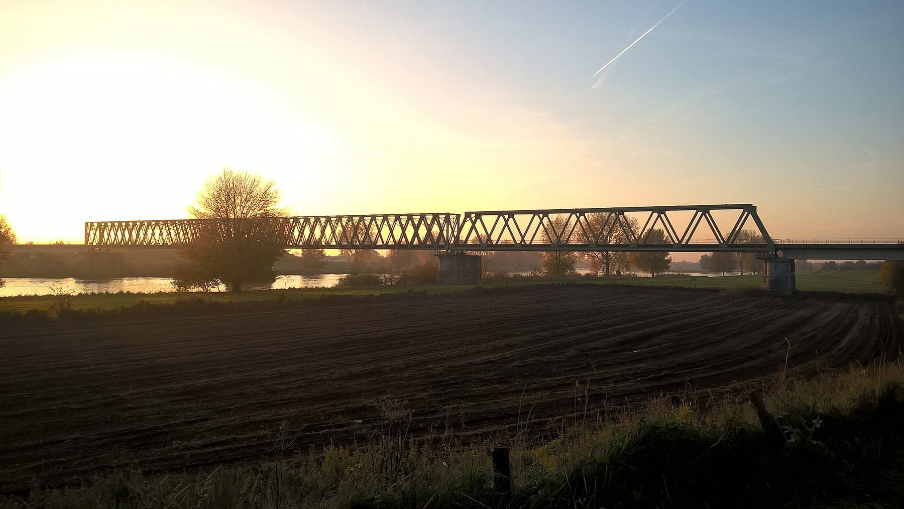 Spoorbrug over de Maas tussen Katwijk en Mook