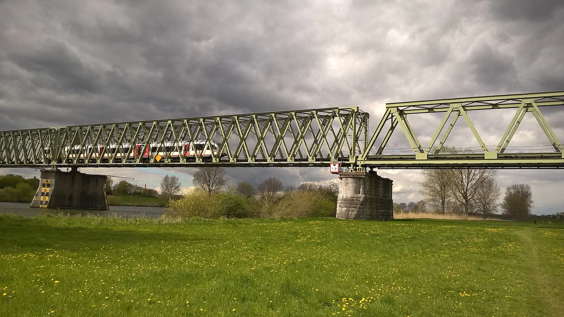Spoorbrug over de Maas bij Katwijk–Mook, opname 6 in Katwijk aan de Maas (Noord-Brabant).