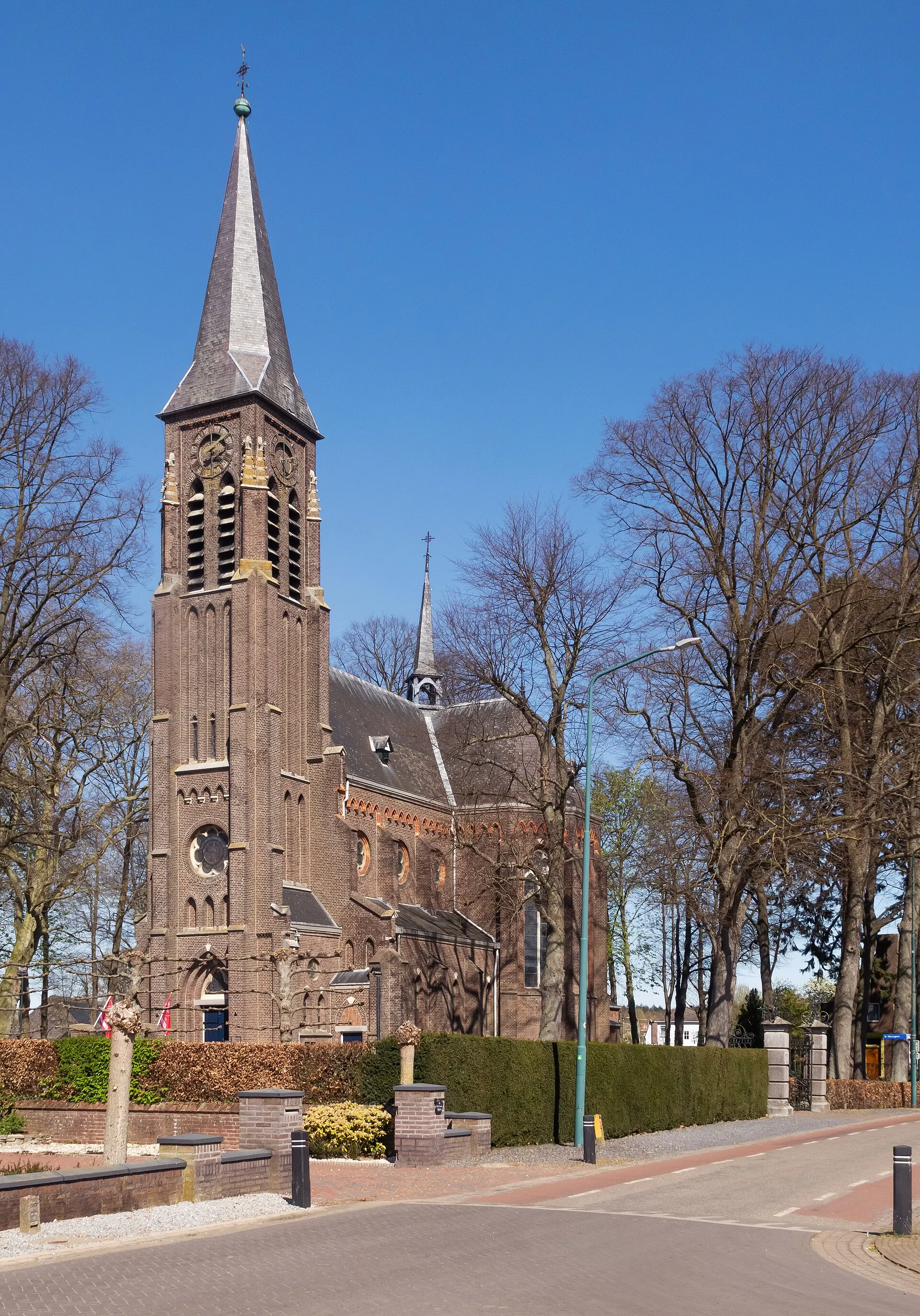 Sint-Martinuskerk aan de Mariagaarde in Katwijk Noord-Brabant